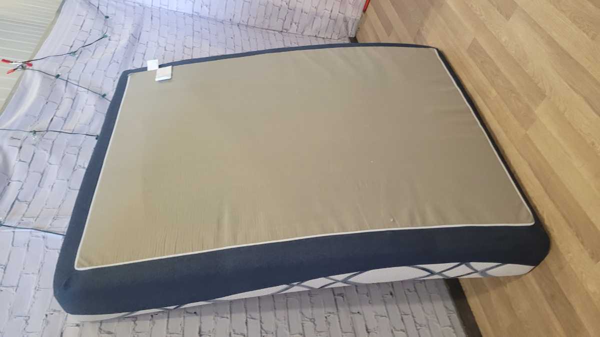 Ashley Sleep Gruve 2.0 10 Inch Memory Foam - Queen - Gallery Image 6